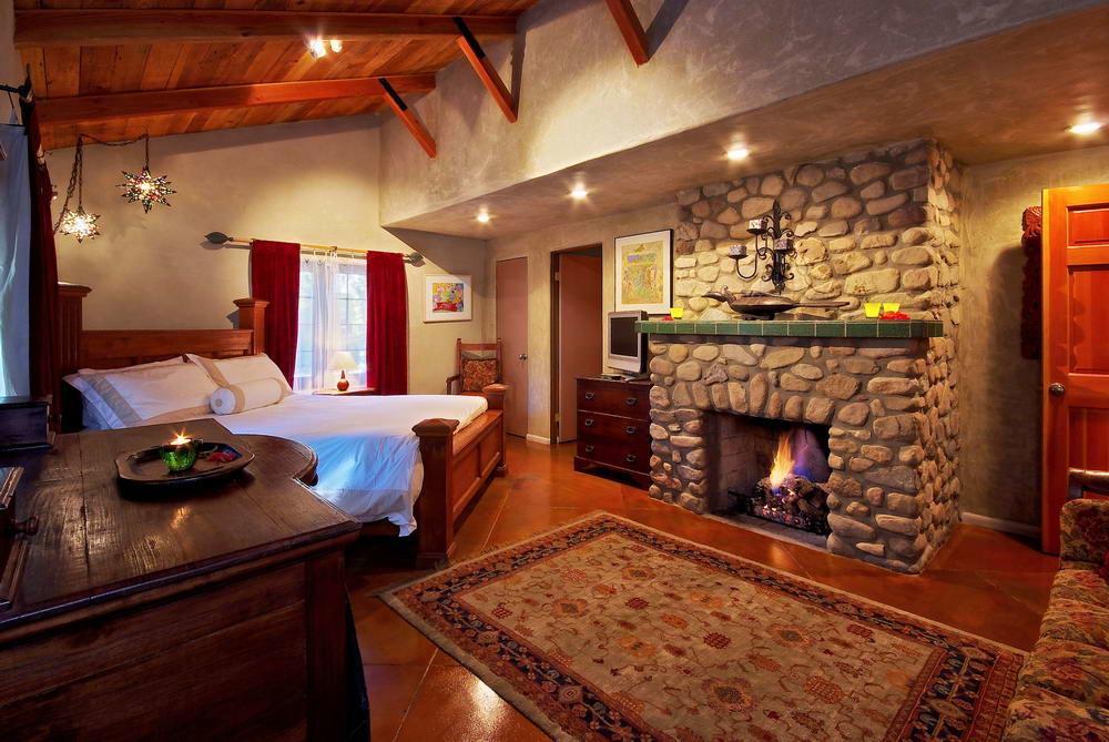 The Emerald Iguana Inn Охай Екстериор снимка